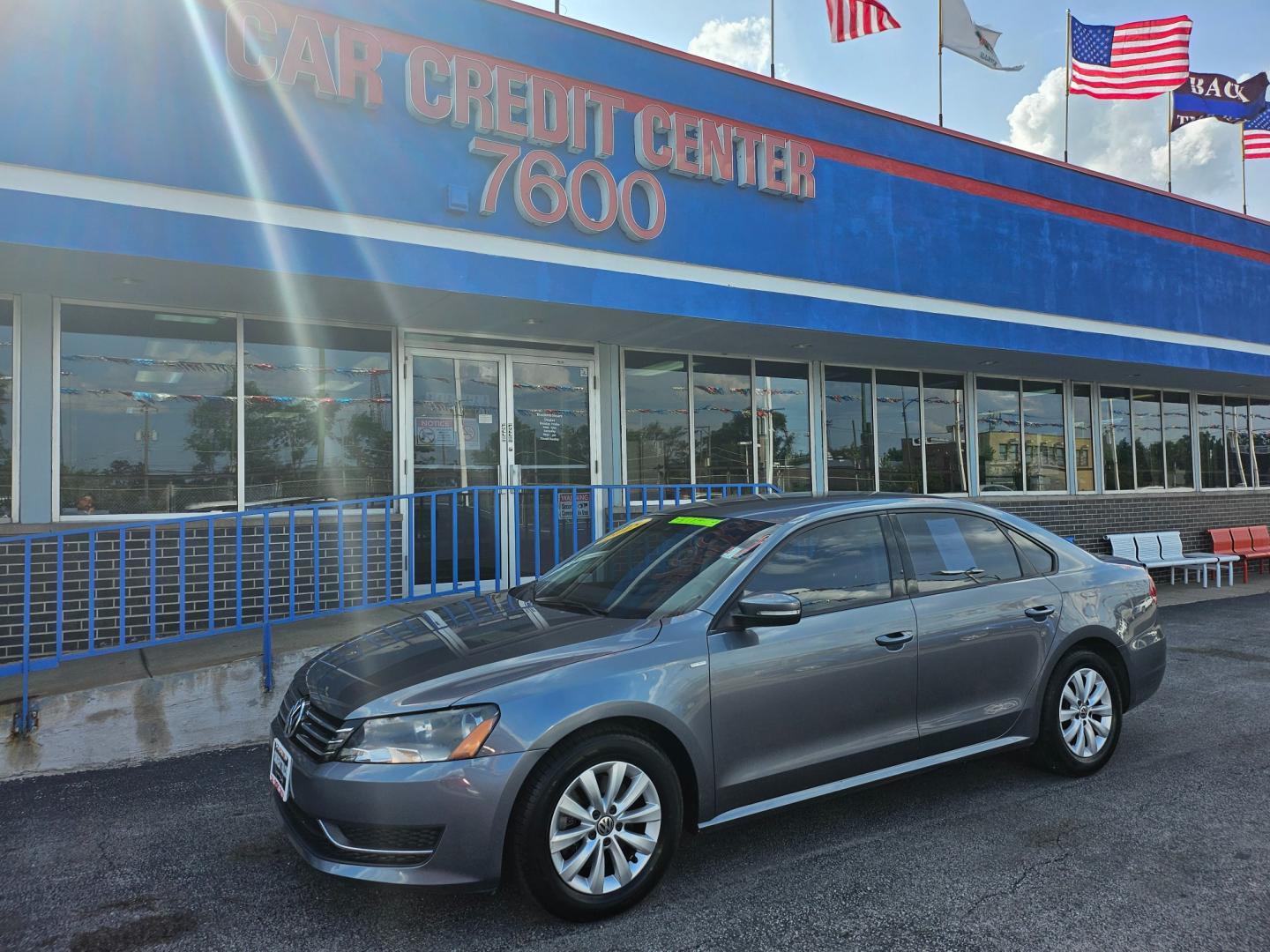 2015 GRAY Volkswagen Passat Wolfsburg Edition 6A (1VWAT7A34FC) with an 1.8L L4 TURBO DIESEL engine, 6-Speed Automatic transmission, located at 7600 S Western Ave., Chicago, IL, 60620, (773) 918-3980, 0.000000, 0.000000 - Photo#1